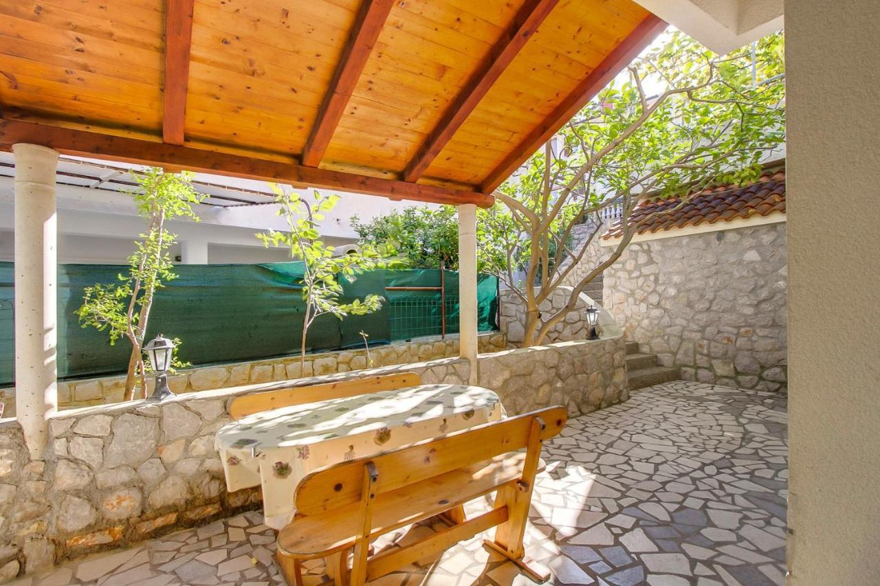 Apartments With A Parking Space Mali Lošinj Dış mekan fotoğraf